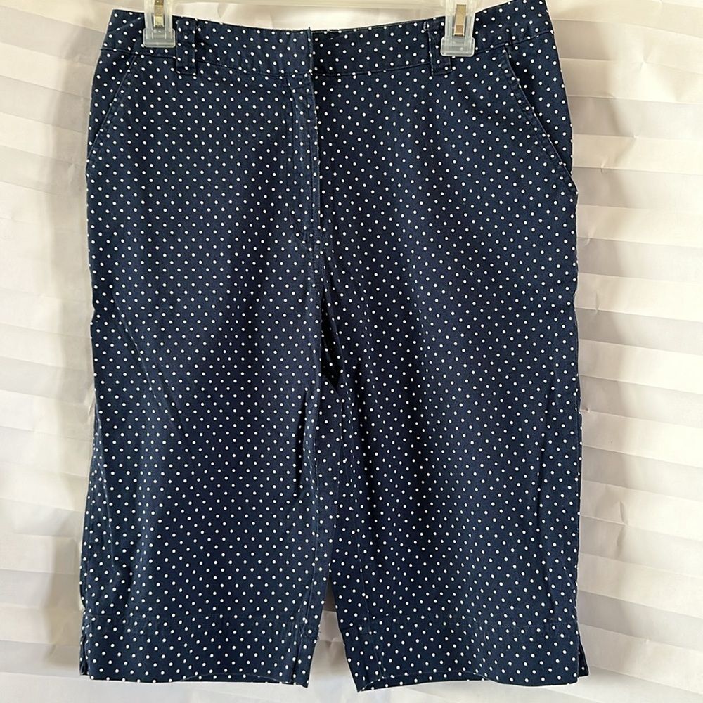 Kim Rogers Women’s Bermuda Shorts Size 8 Dark Blue White Polka Dot Casual